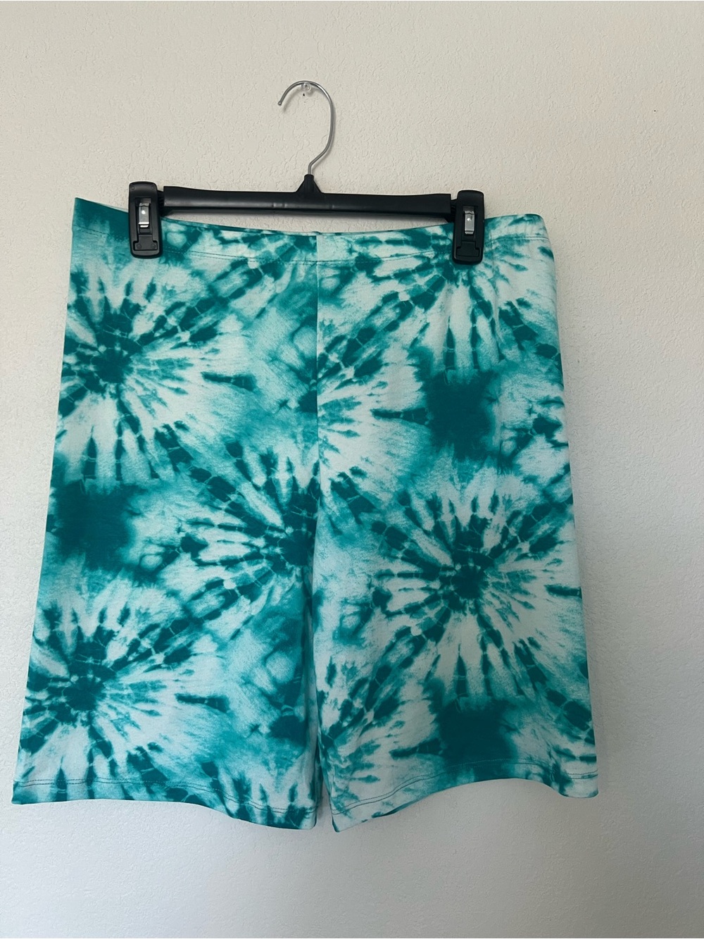 Tie-Dye Aqua Women's Shorts